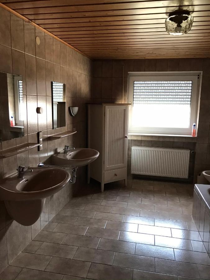 Gaestehaus Zur Schmiede Burghaun 外观 照片