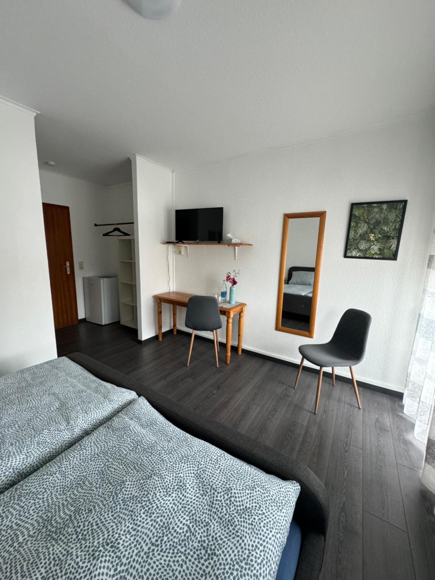 Gaestehaus Zur Schmiede Burghaun 外观 照片
